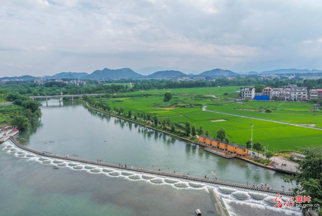 Ecological restoration enhances river landscape in C China's Hunan