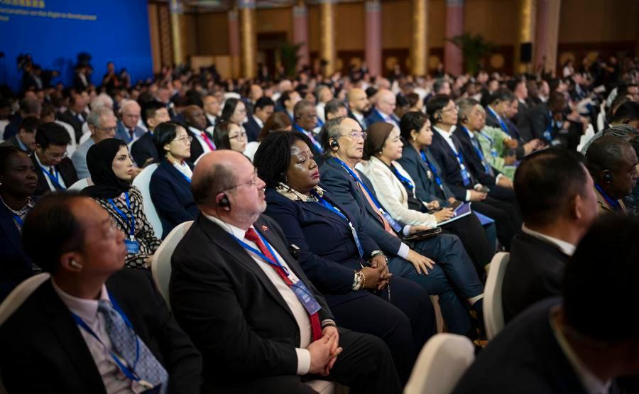 China achieves enormous progress in enhancing human rights