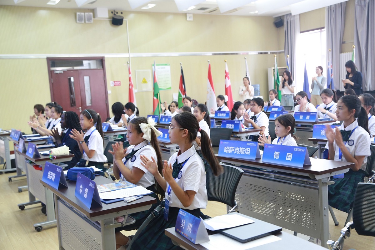 Young delegates share global governance ideas at Model UN conference