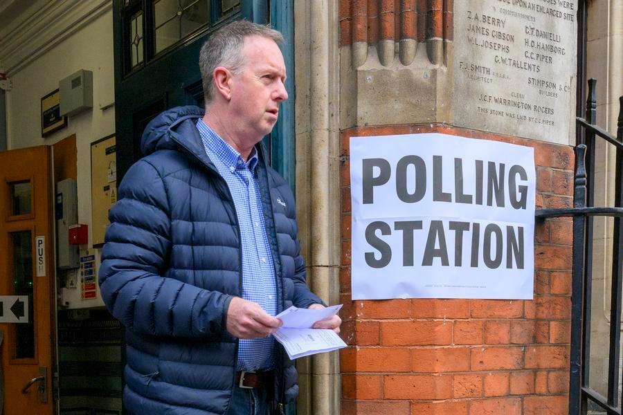 Starmer's exit leaves Britain's deeper political problems unresolved