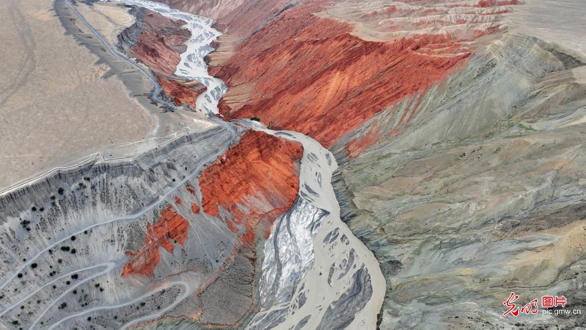 Colorful Anjihai Grand Canyon showcases nature's masterpiece