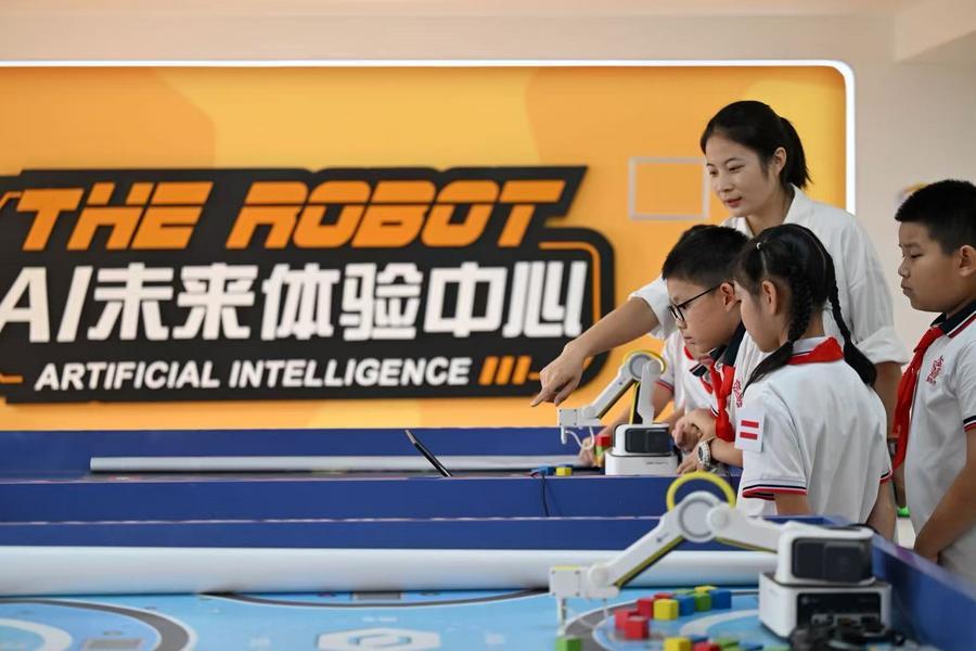 China's AI classroom revolution takes root