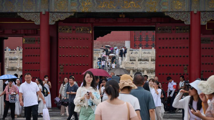Beijing Central Axis heritage sites open to public on 2nd anniversary of UNESCO World Heritage listing