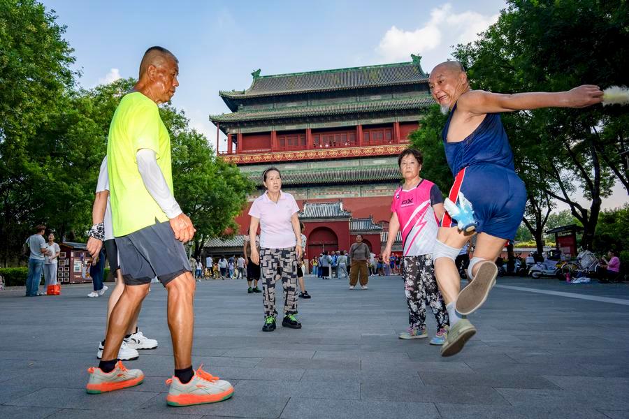 Beijing Central Axis heritage sites open to public on 2nd anniversary of UNESCO World Heritage listing