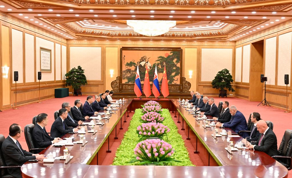 Xi holds talks with Slovak president in Beijing