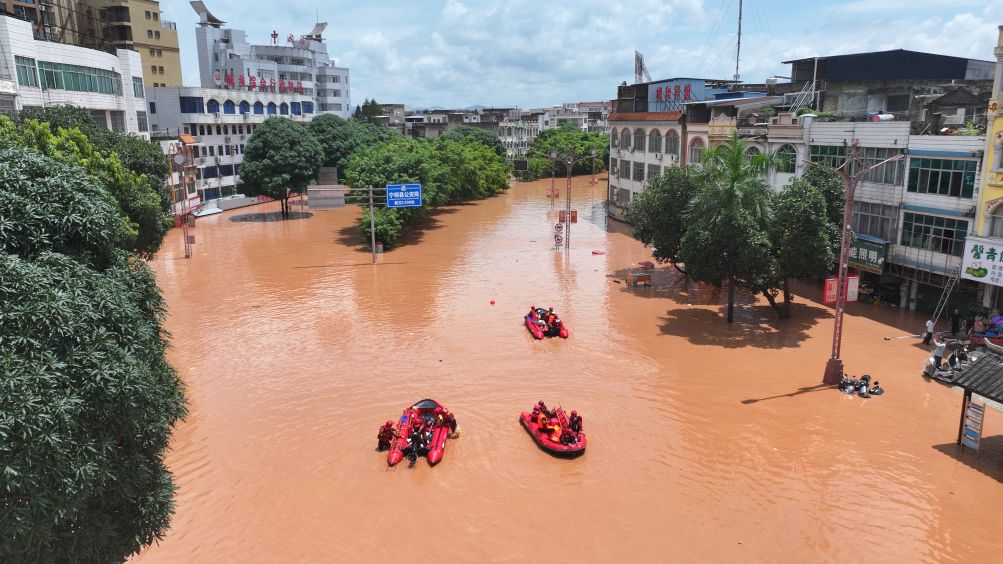Rescue, relief efforts underway in typhoon-hit China's Guangxi