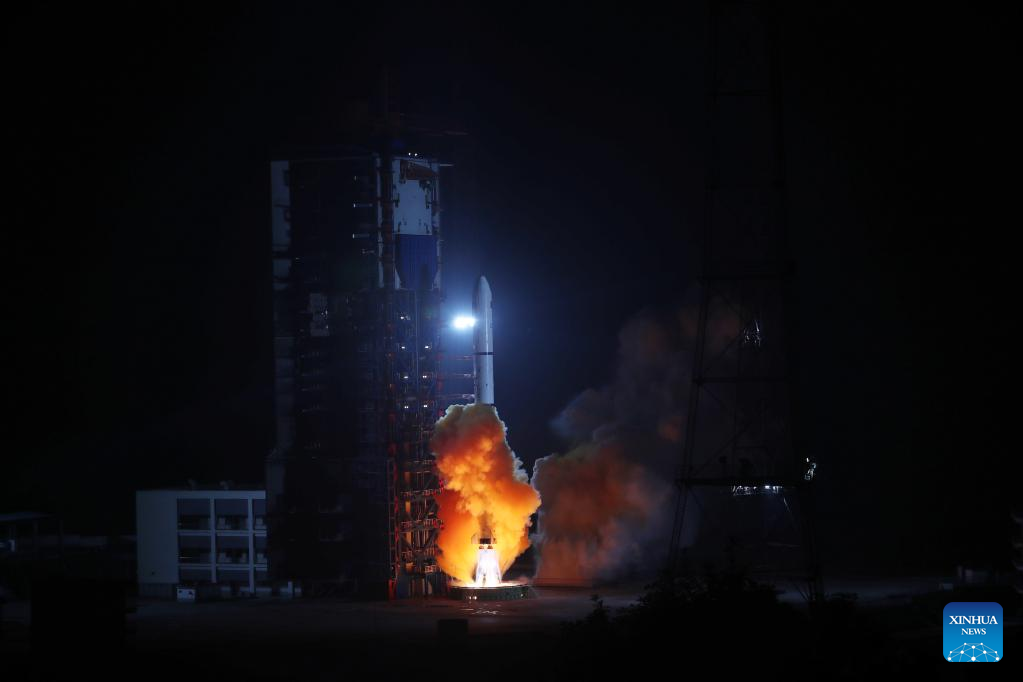 China successfully launches new remote sensing satellite