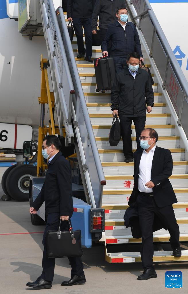 Delegates to CPC national congress arrive in Beijing