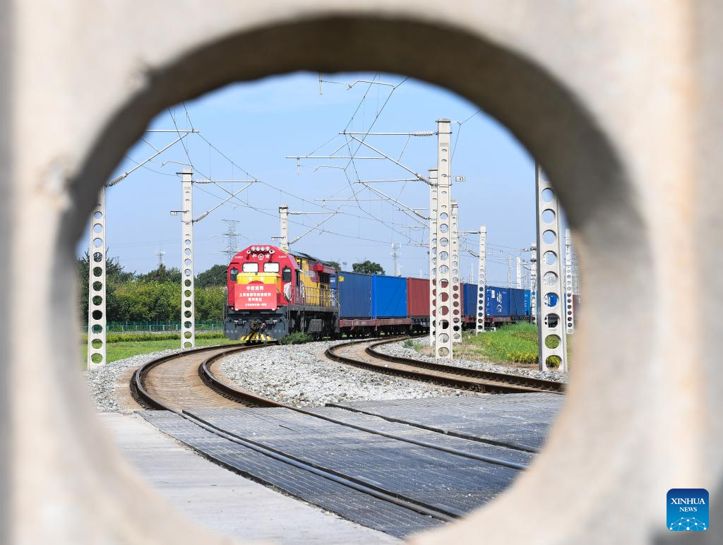 China-Europe freight train from Turkmenistan arrives at China's Xi'an