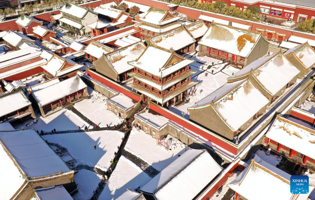 Shenyang Imperial Palace covered in snow