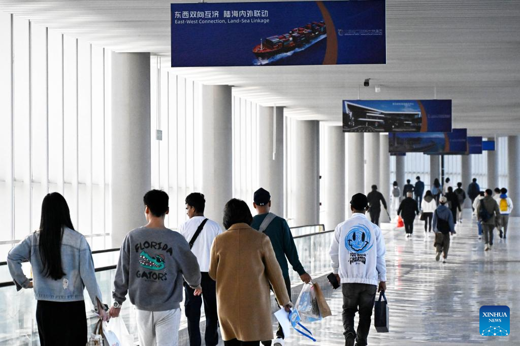 East China's Qingdao promotes development of cruise tourism