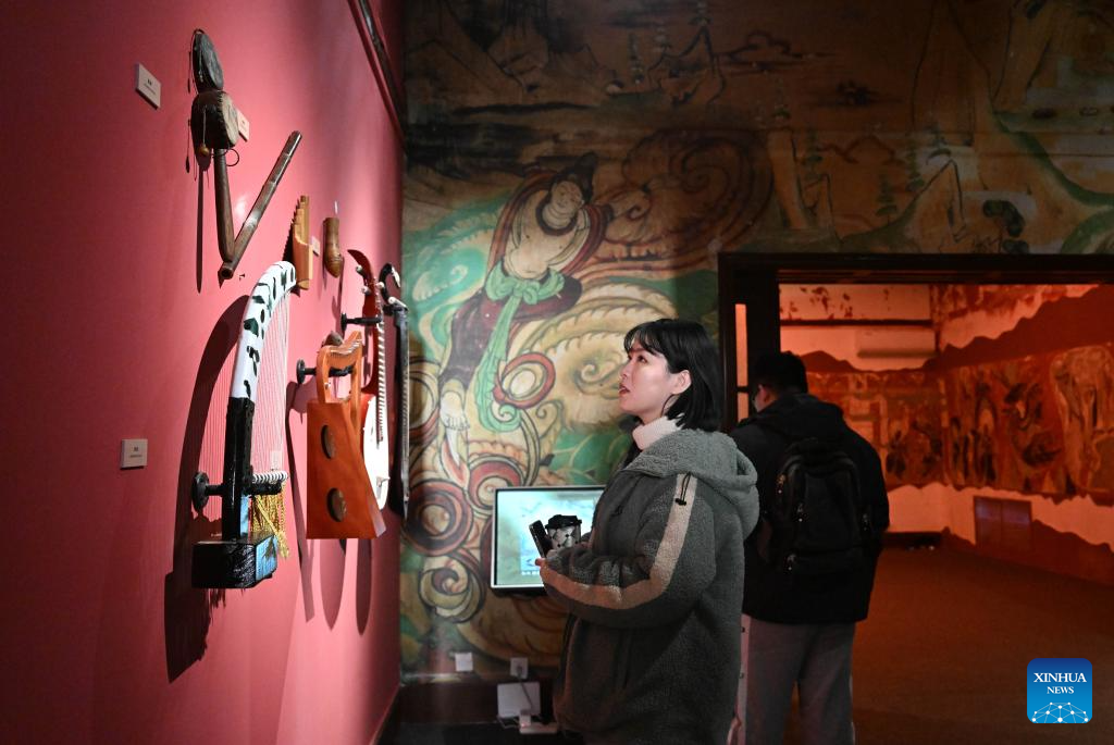Dunhuang culture exhibition held in N China