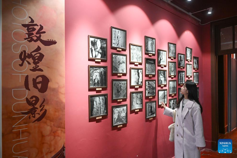 Dunhuang culture exhibition held in N China