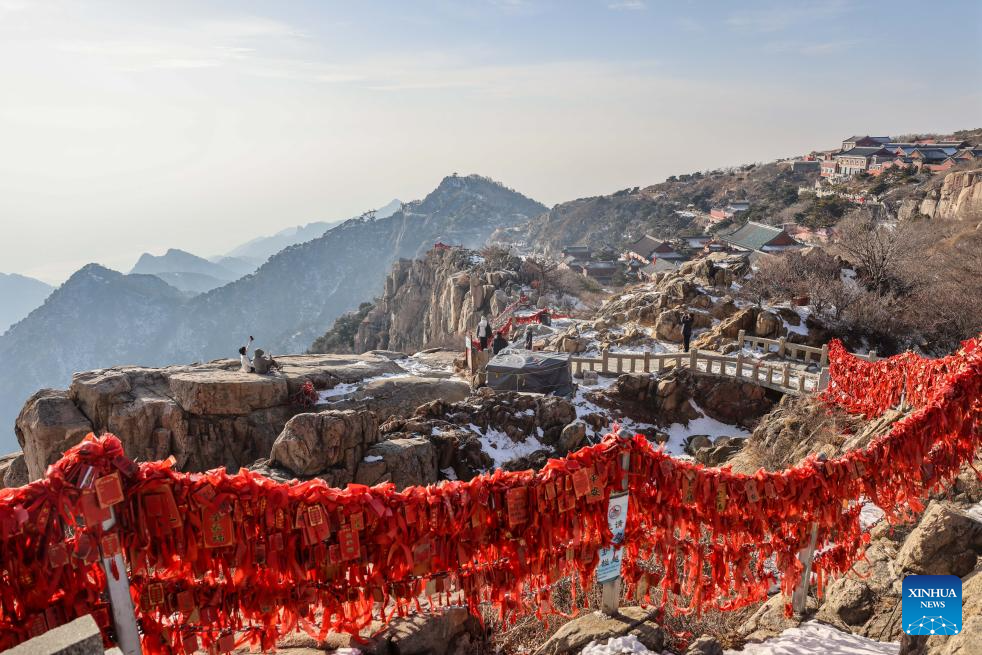 Tourists visit Mount Tai scenic area in east China's Shandong