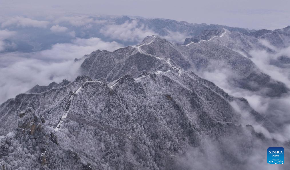 Snow scenery of Zhangjiajie National Forest Park in Hunan