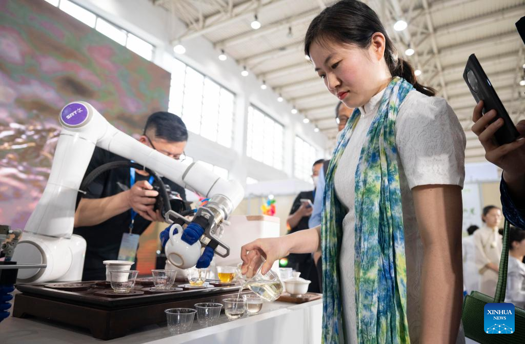 16th Beijing Int'l Tea and Tea Ceremony Exhibition kicks off