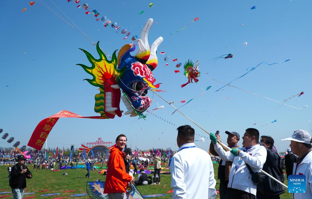 41st Weifang Int'l Kite Festival kicks off in Shandong