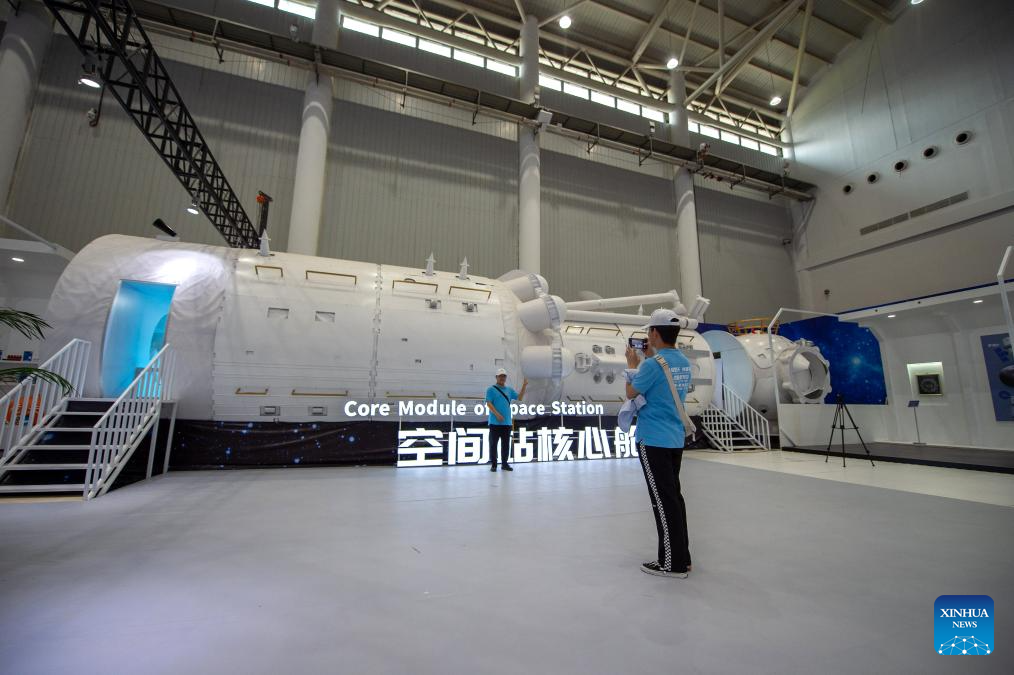 Media preview of aerospace exhibition in central China's Wuhan