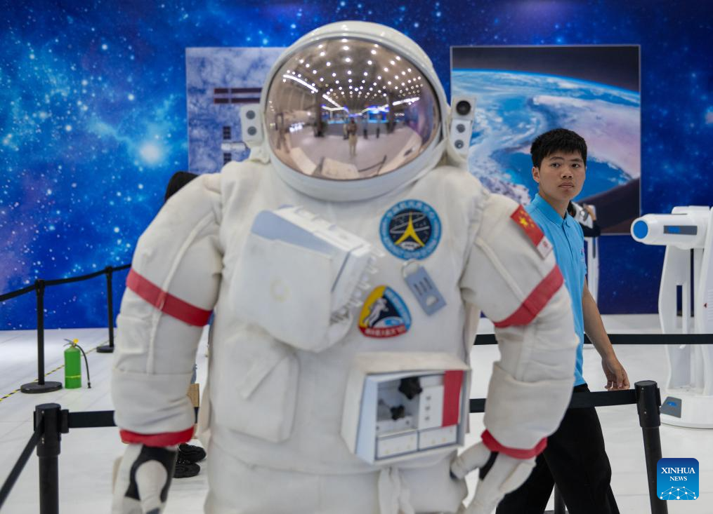 Media preview of aerospace exhibition in central China's Wuhan