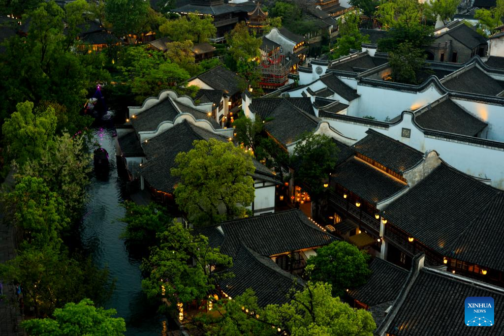 In pics: Puyuan Fashion Resort in Jiaxing, E China