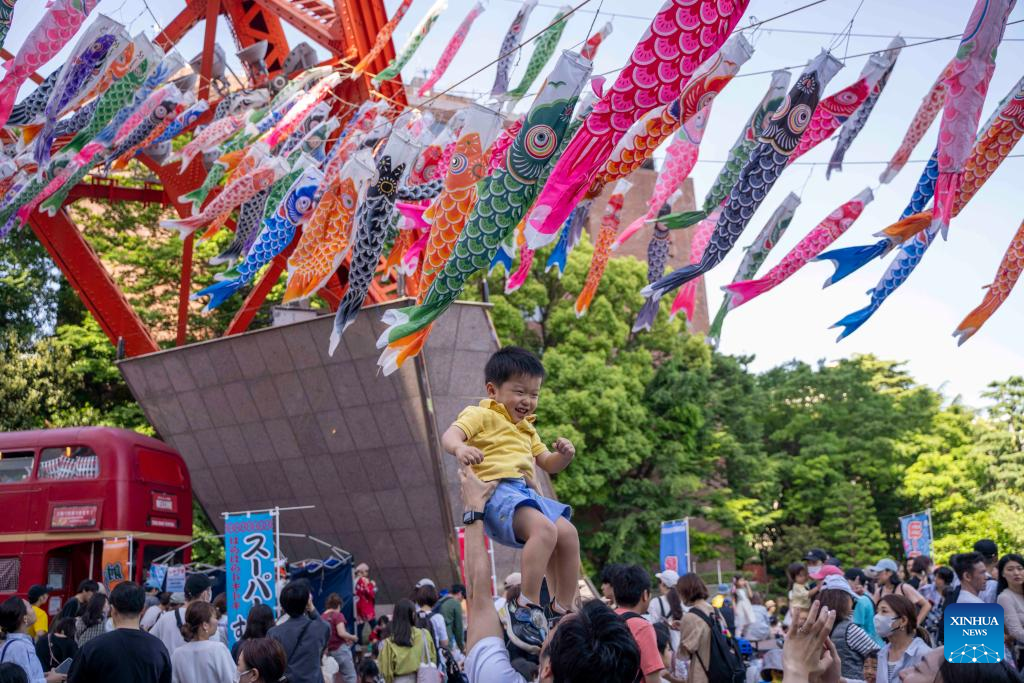 People celebrate children's day in Tokyo