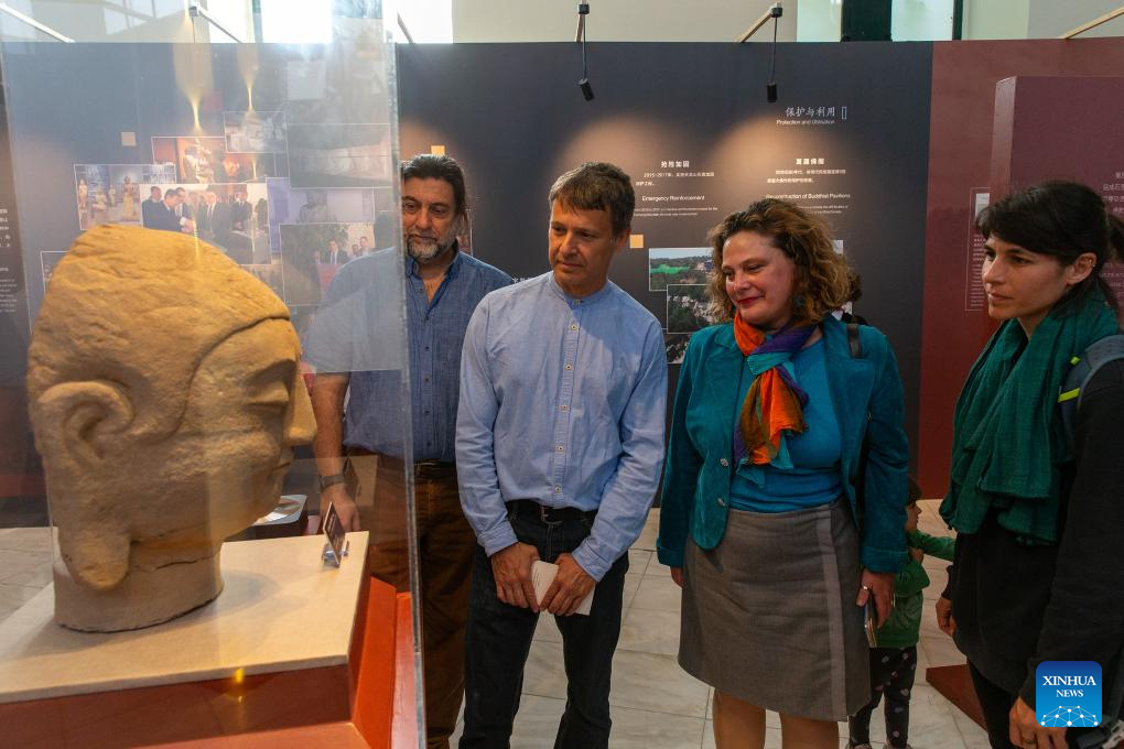 People visit exhibition on Chinese grottoes in Athens