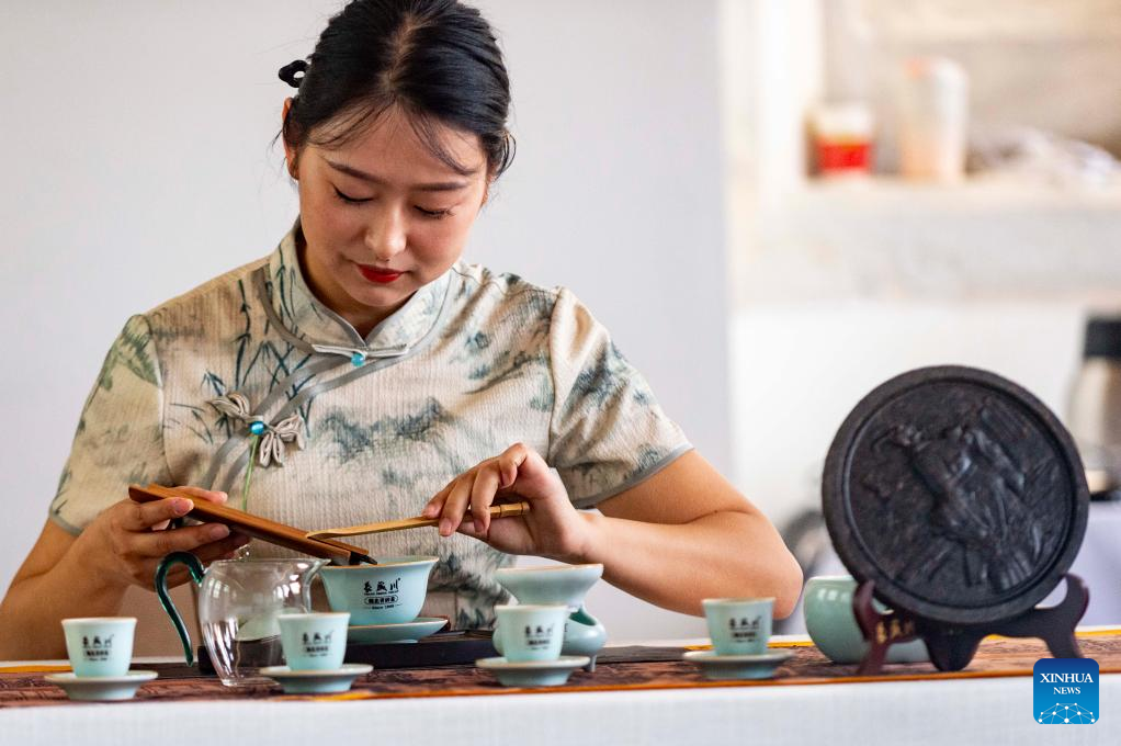 Tea, tea culture from central China showcased in Britain