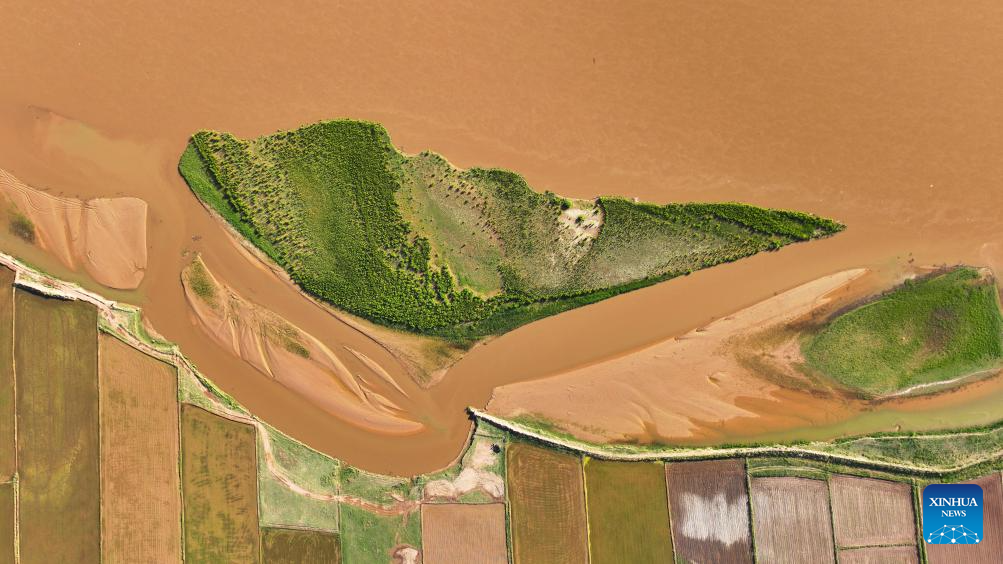 Scenery of Yellow River in Yinchuan, NW China