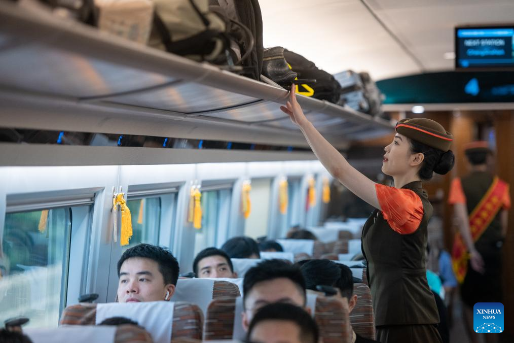 Fuxing bullet trains on Wuhan-Guangzhou section start operating