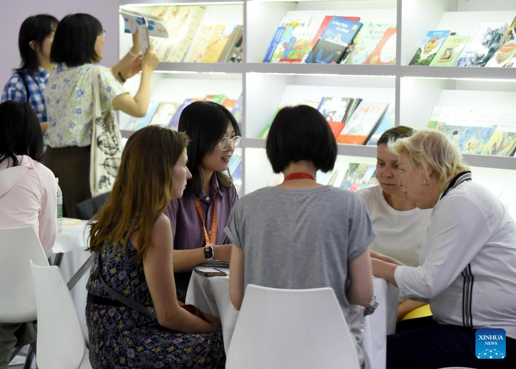 Beijing Int'l Book Fair opens with increased overseas representation