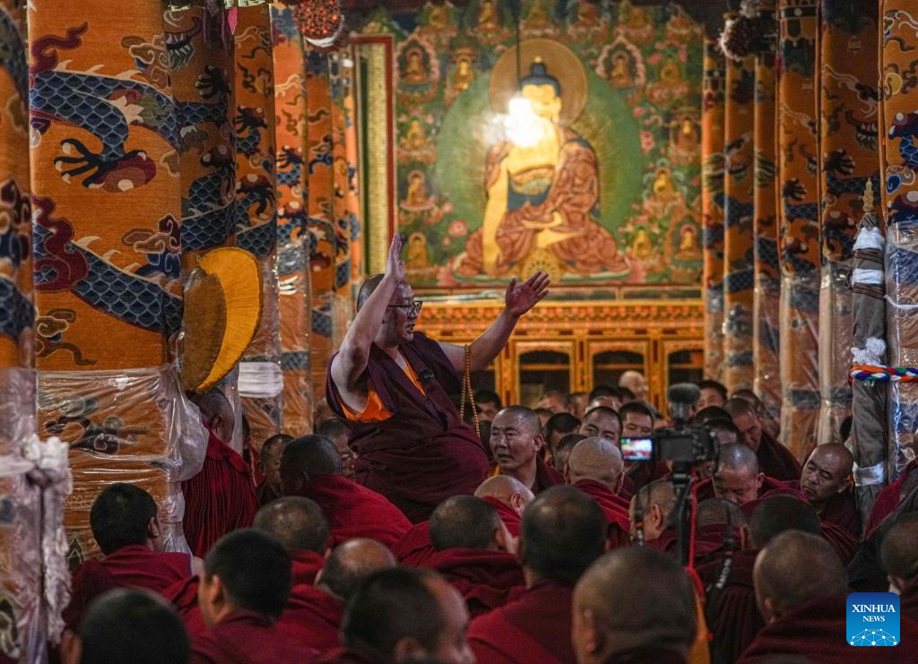 Preliminary exam for highest Tibetan Buddhism degree held in Xizang