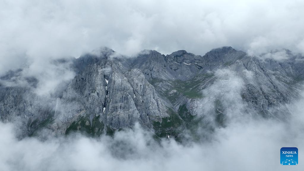 Scenery of Guanggai Mountain in NW China's Gansu