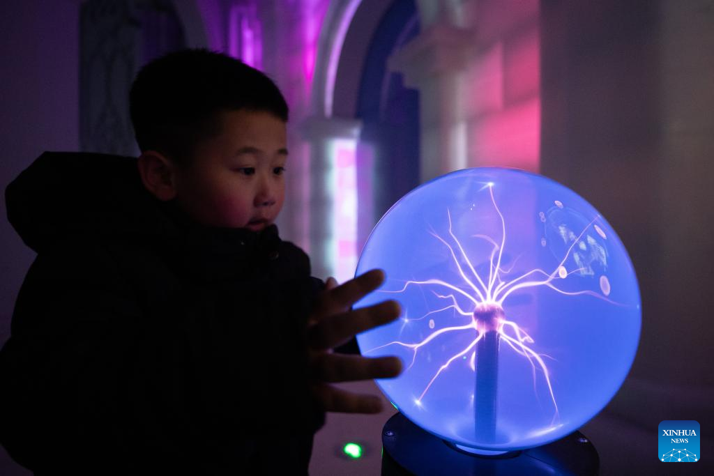 World's largest indoor ice, snow theme park opens in China's Harbin