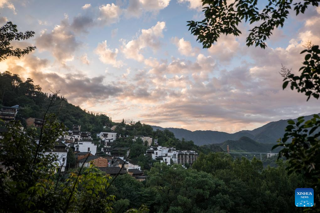 Wuyuan County in E China makes efforts to promote rural tourism