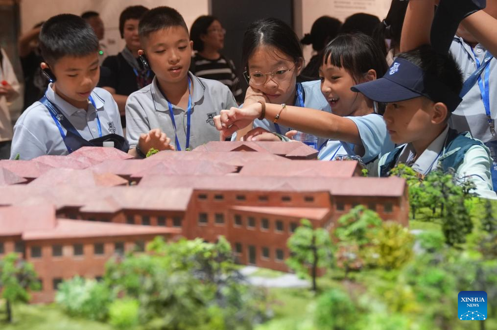 Youngsters from HK, Macao participate in study tour in central China's Wuhan