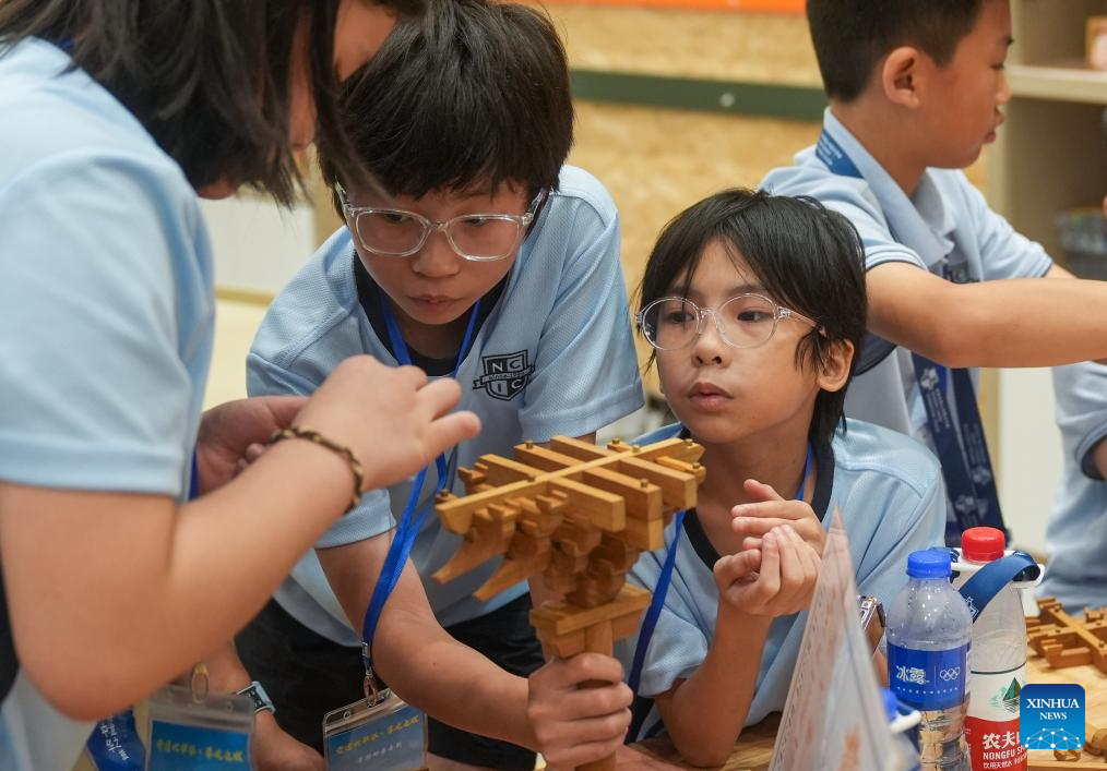 Youngsters from HK, Macao participate in study tour in central China's Wuhan