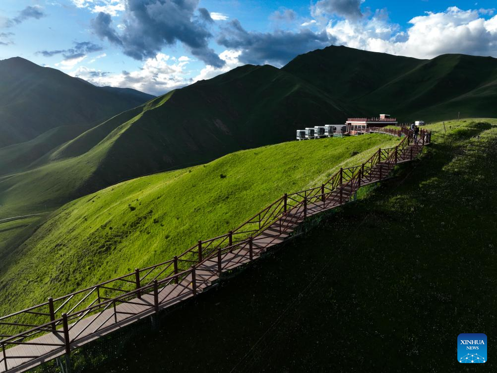 Scenery at bend along Yellow River, NW China's Qinghai