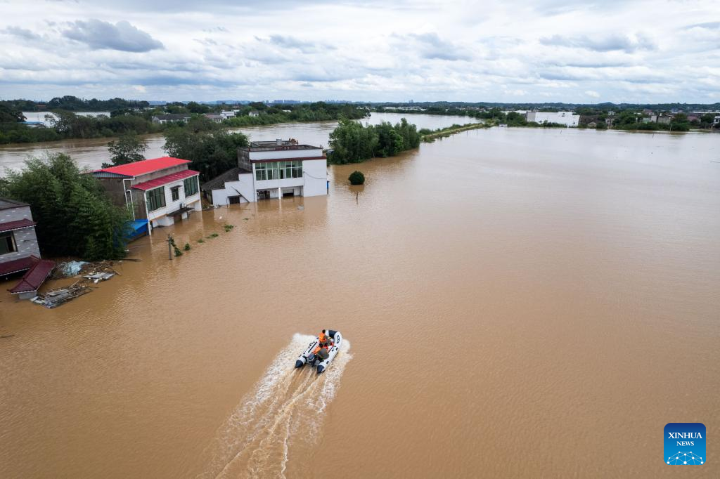 Over 3,800 evacuated after dike breach in central China