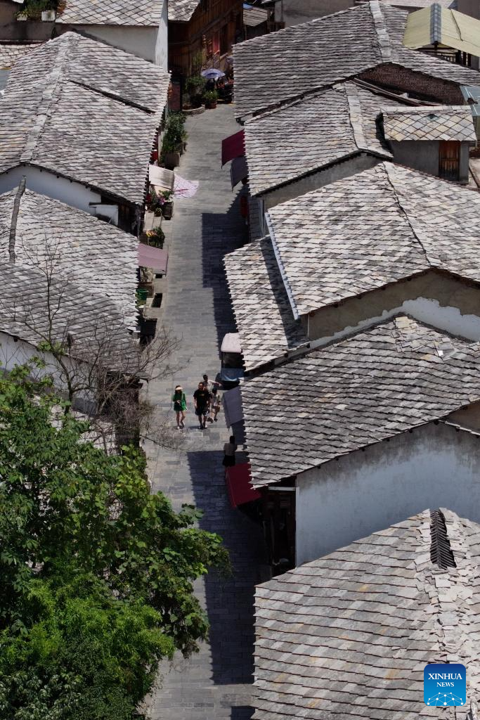 Ancient Tunpu villages attract tourists in Guizhou