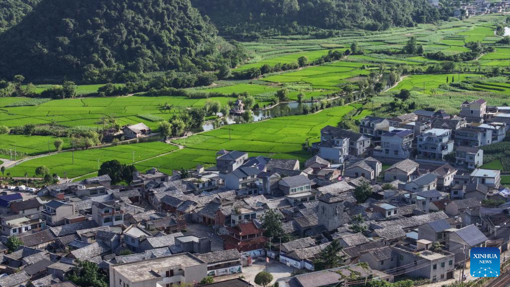 Ancient Tunpu villages attract tourists in Guizhou