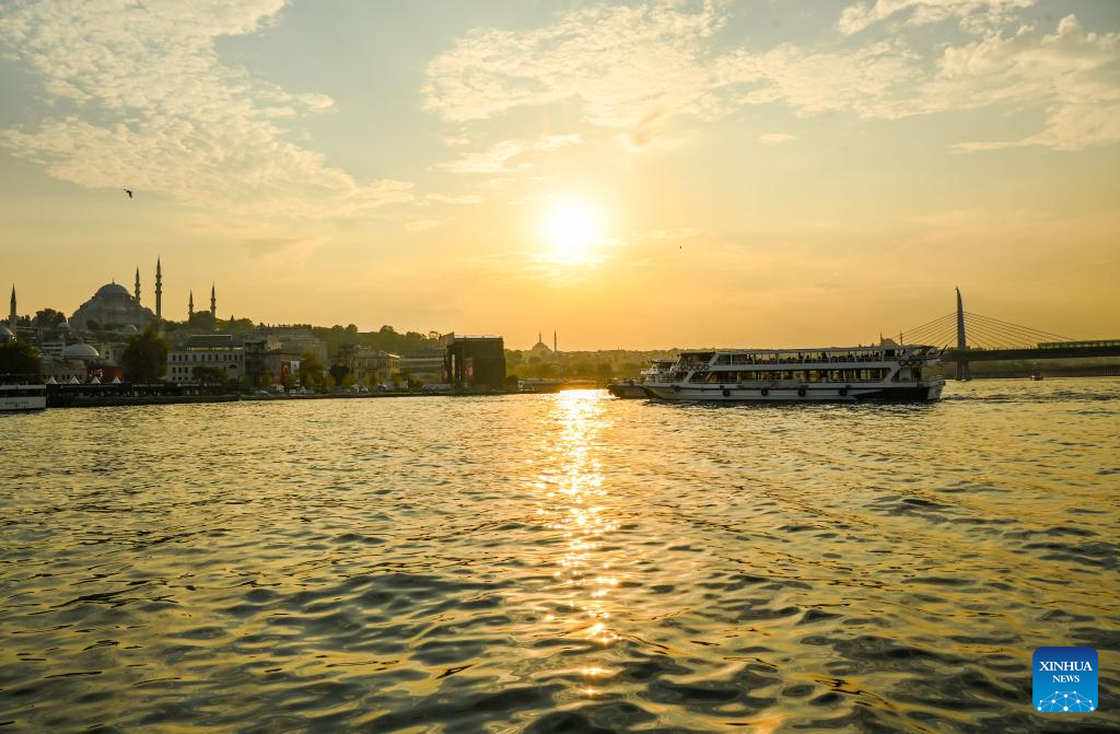 Scenery of Golden Horn in Istanbul, Türkiye