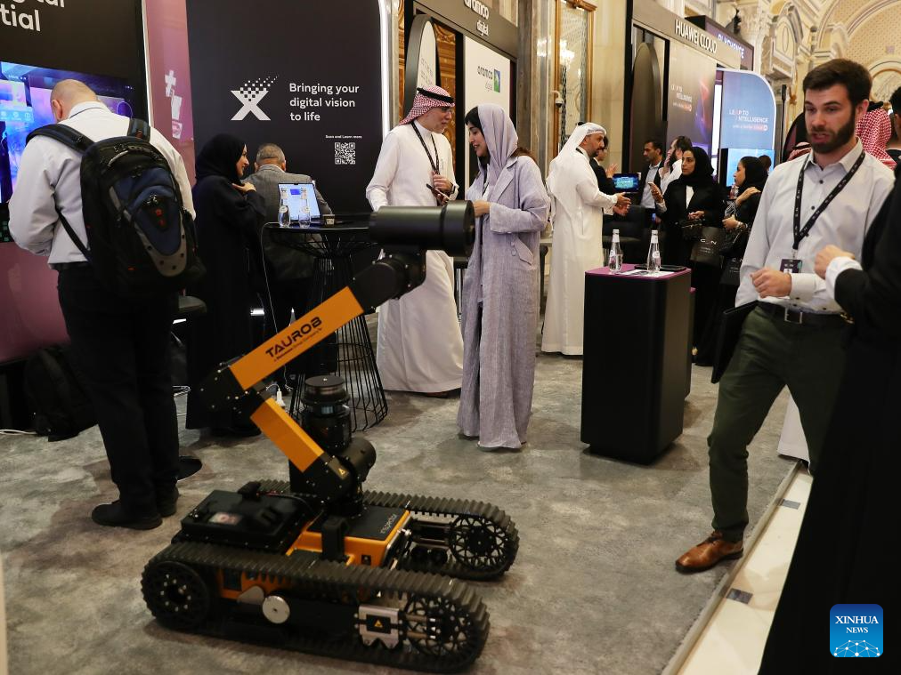 Saudi Arabia hosts global AI summit to boost innovation, growth