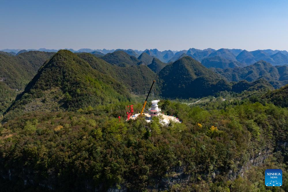 Construction of core array of China's FAST telescope begins