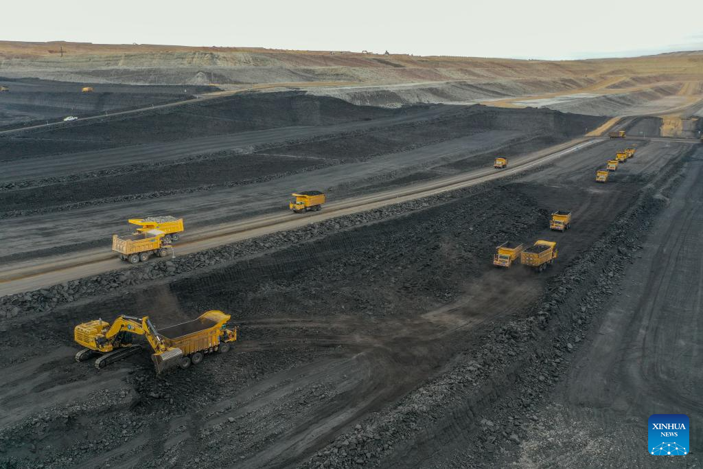 Xinjiang boosts coal industry, high-quality development of economy