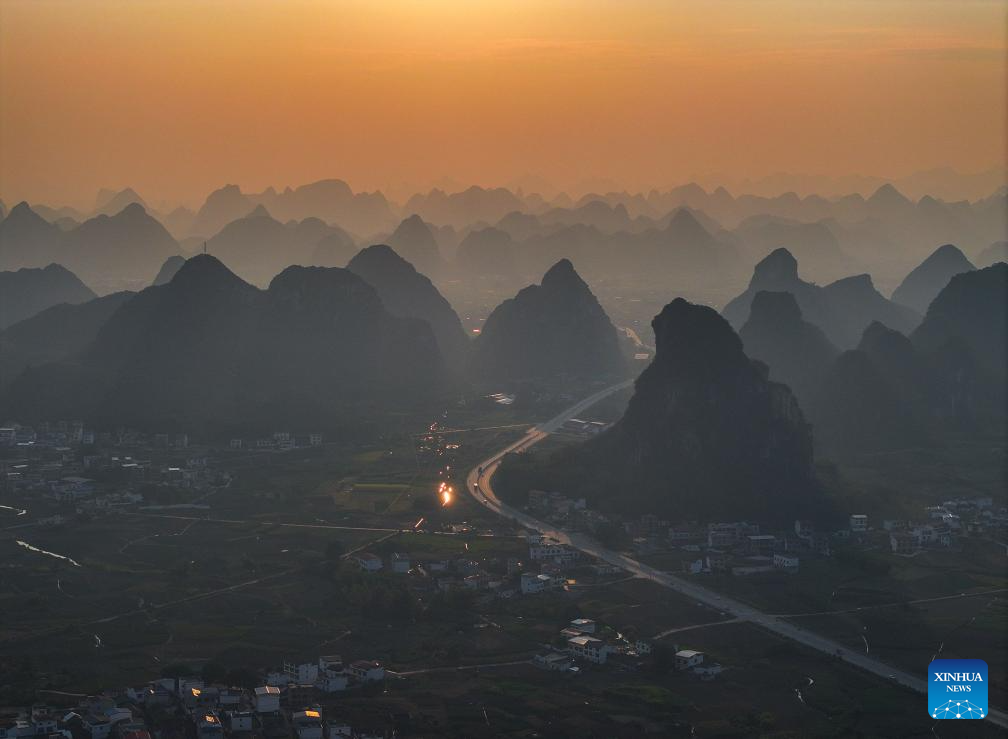 Autumn scenery of Sandu Town in S China's Guangxi