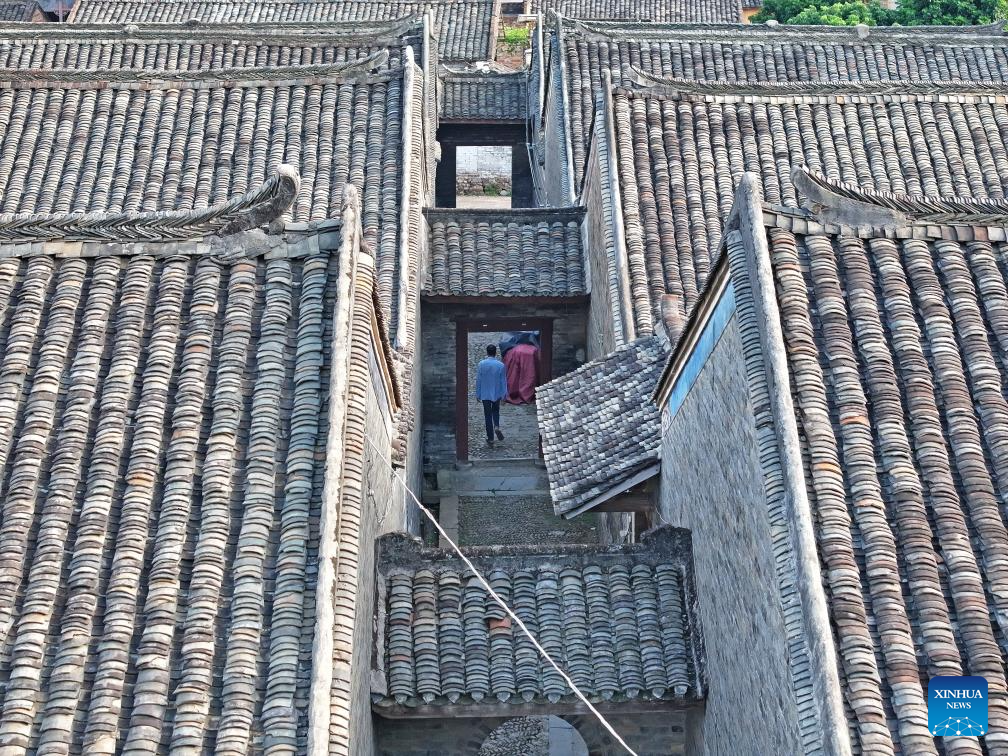 Traditional village in S China turns tourist attraction, hot spot for study tours