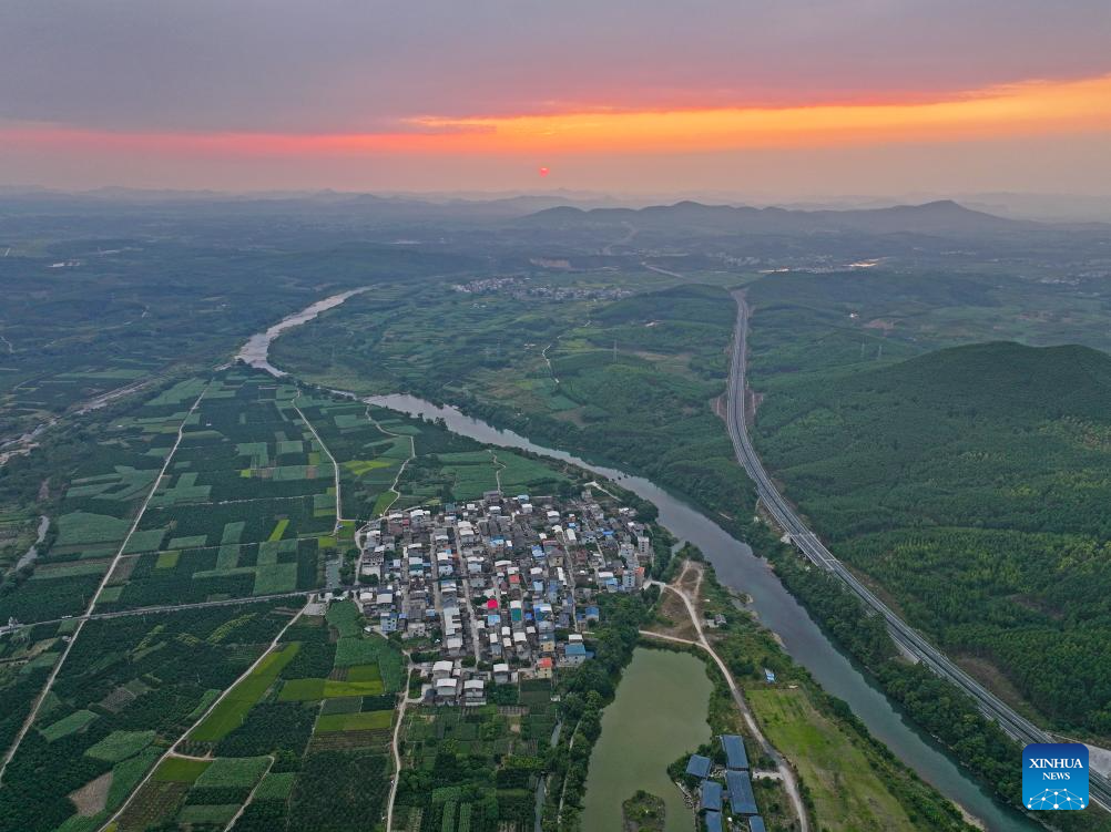 Traditional village in S China turns tourist attraction, hot spot for study tours