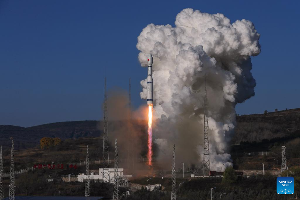 China launches Tianping-3 satellite