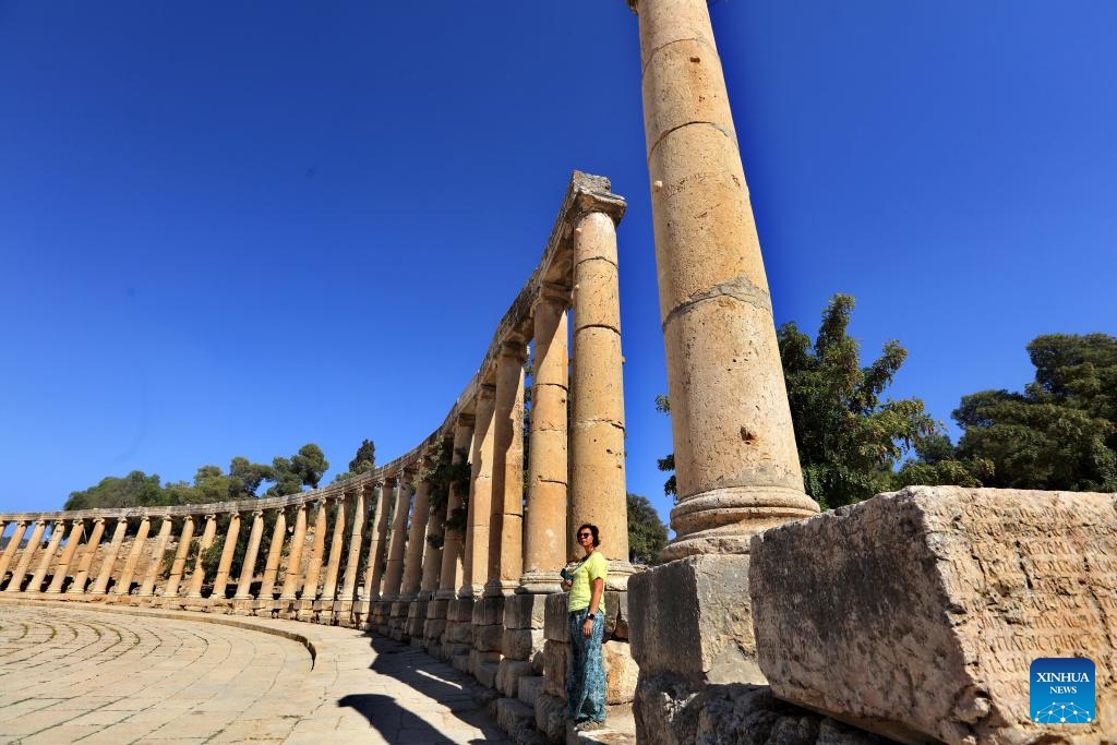 Tourists visit Roman archeological site in Jordan