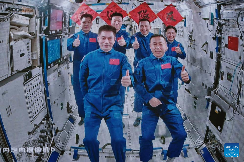 Shenzhou-19 astronauts enter space station